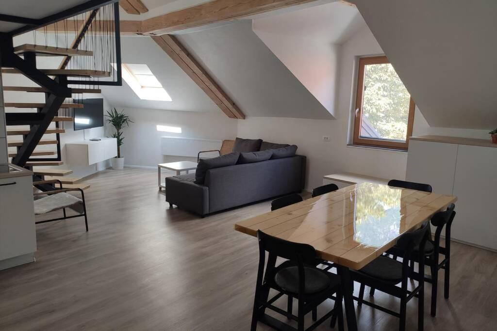 Bovec Loft Apartment Bagian luar foto
